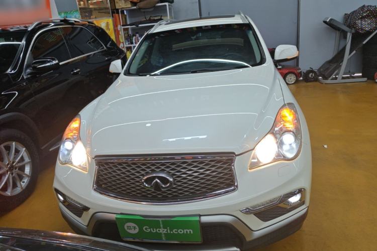Used Infiniti QX50 2015 2.5L Enjoyment Edition Front