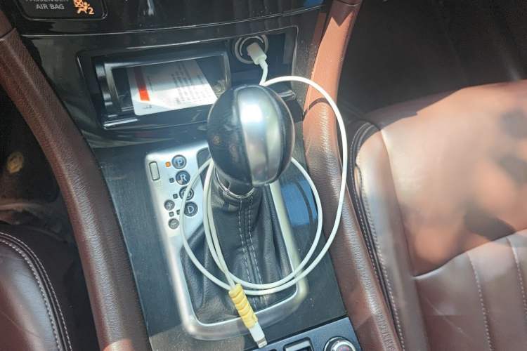 Used Infiniti QX50 2015 2.5L Luxury Edition Gear Lever