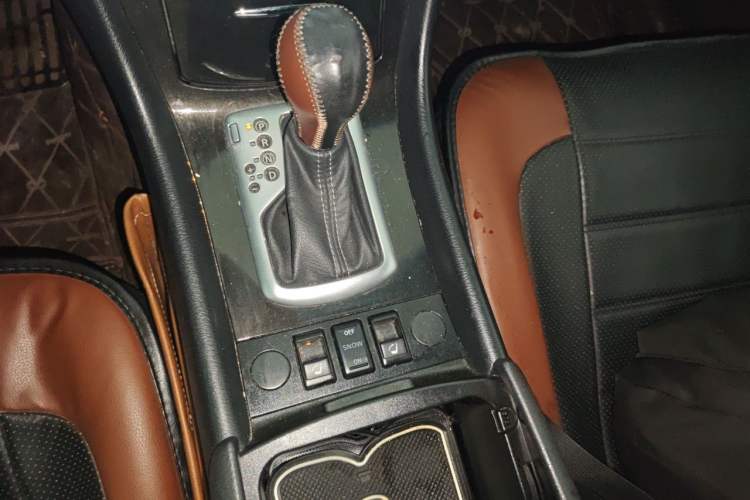 Used Infiniti QX50 2015 2.5L Comfort Edition Gear Lever