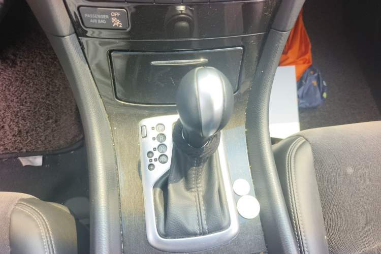 Used Infiniti QX50 2015 2.5L Comfort Edition Gear Lever