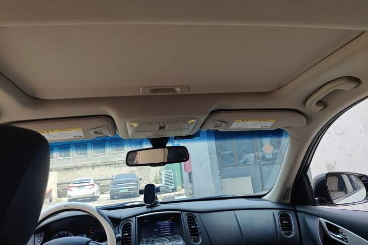 Used Infiniti QX50 2015 2.5L Enjoyment Edition Headliner