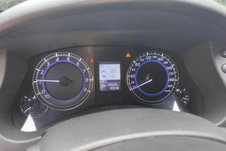 Used Infiniti QX50 2015 2.5L Enjoyment Edition Instrument Cluster