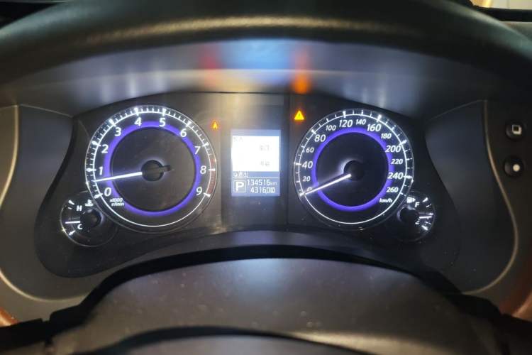 Used Infiniti QX50 2015 2.5L Luxury Edition Instrument Cluster