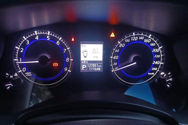 Used Infiniti QX50 2015 2.5L Enjoyment Edition Instrument Cluster