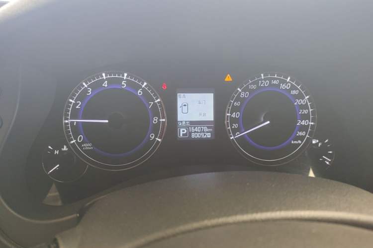 Used Infiniti QX50 2015 2.5L Comfort Edition Instrument Cluster