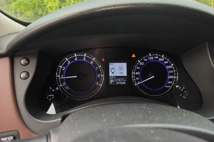 Used Infiniti QX50 2015 2.5L Enjoyment Edition Instrument Cluster