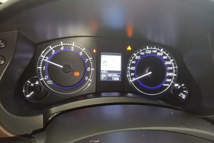 Used Infiniti QX50 2015 2.5L Enjoyment Edition Instrument Cluster