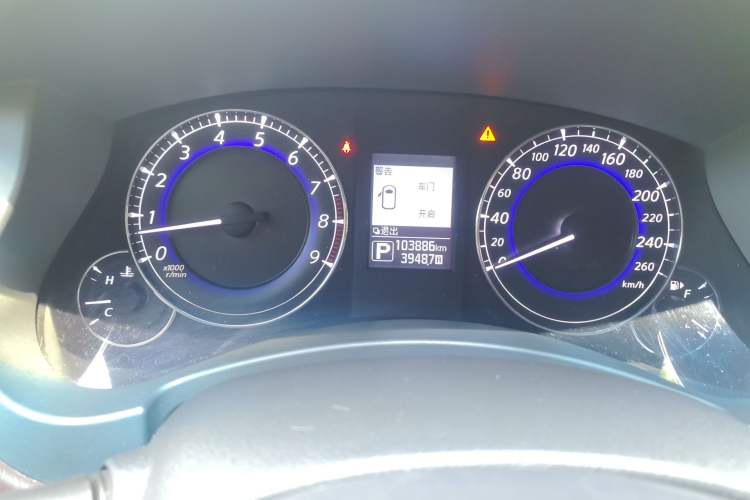 Used Infiniti QX50 2015 2.5L Enjoyment Edition Instrument Cluster