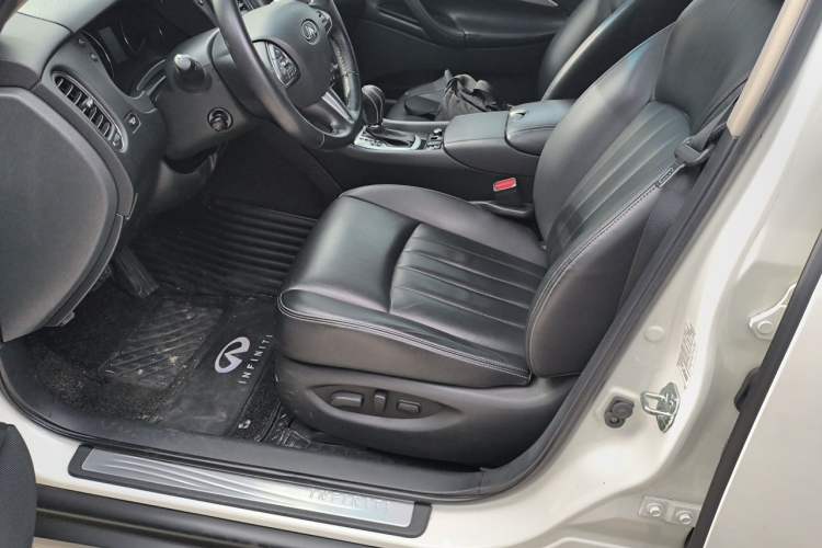 Used Infiniti QX50 2015 2.5L Enjoyment Edition Left Front Seat