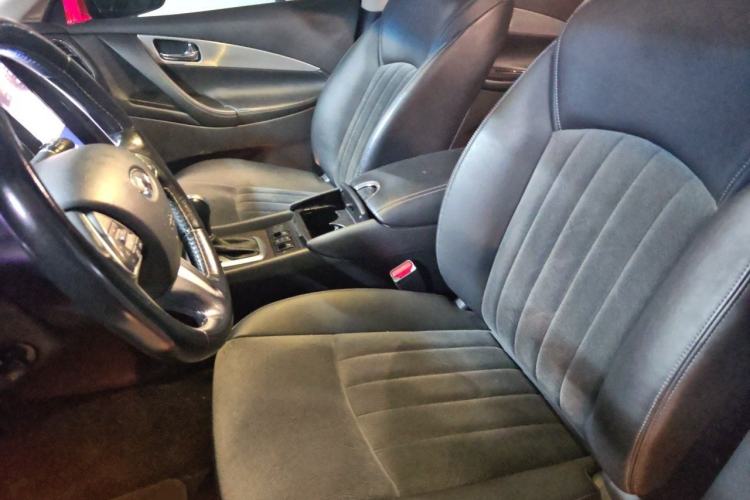 Used Infiniti QX50 2015 2.5L Comfort Edition Left Front Seat
