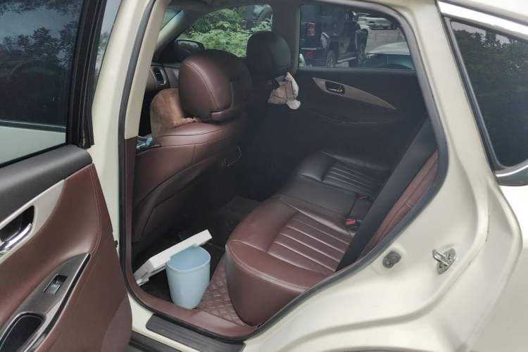 Used Infiniti QX50 2015 2.5L Enjoyment Edition Left Rear Seat