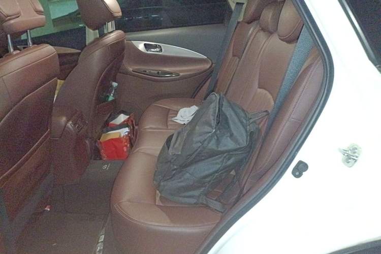 Used Infiniti QX50 2015 2.5L Enjoyment Edition Left Rear Seat