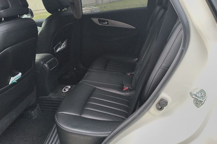 Used Infiniti QX50 2015 2.5L Enjoyment Edition Left Rear Seat