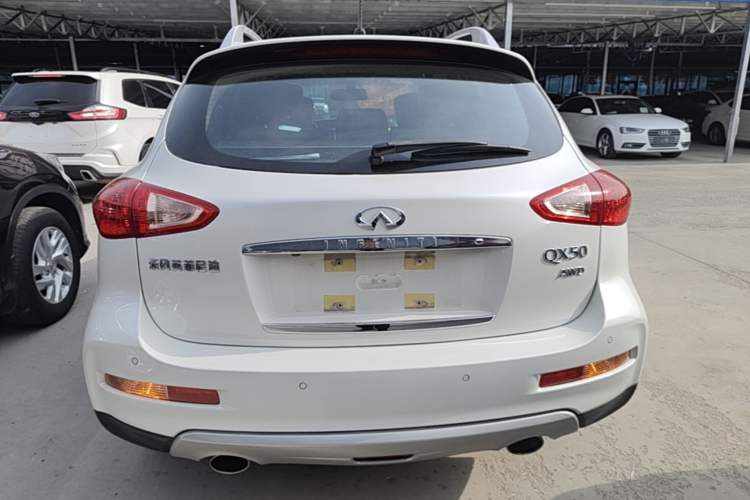Used Infiniti QX50 2015 2.5L Enjoyment Edition Rear