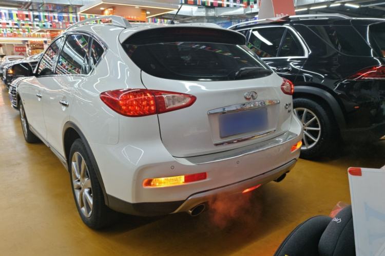 Used Infiniti QX50 2015 2.5L Enjoyment Edition Rear