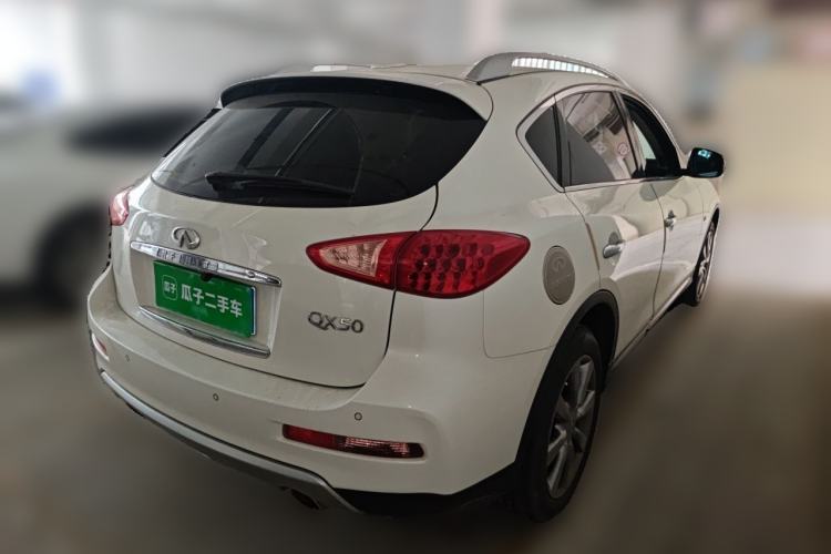Used Infiniti QX50 2015 2.5L Comfort Edition Rear Right 45 Deg