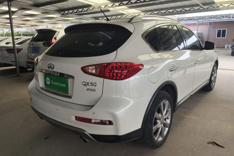 Used Infiniti QX50 2015 2.5L Comfort Edition Rear Right 45 Deg