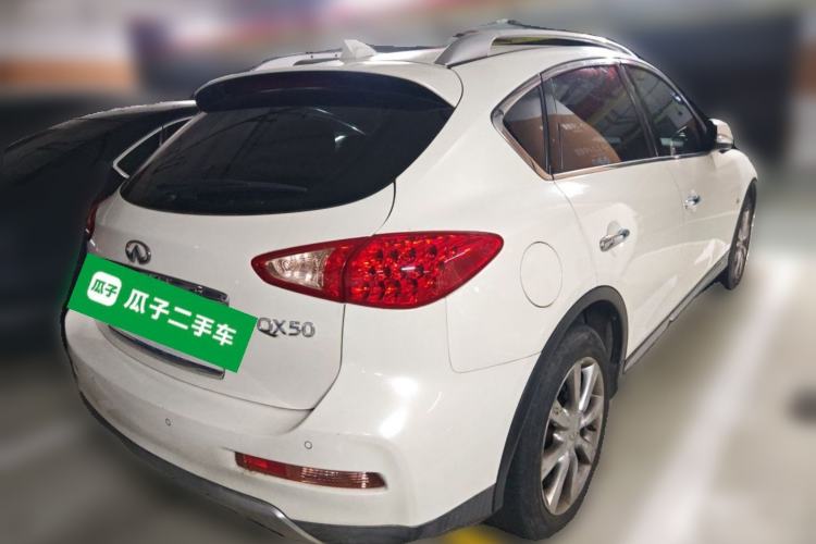 Used Infiniti QX50 2015 2.5L Comfort Edition Rear Right 45 Deg