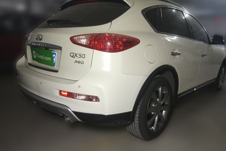 Used Infiniti QX50 2015 2.5L Comfort Edition Rear Right 45 Deg