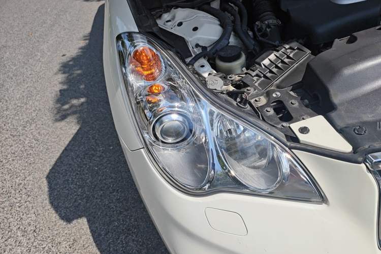 Used Infiniti QX50 2015 2.5L Luxury Edition Right Front Headlight