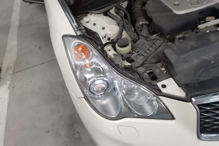 Used Infiniti QX50 2015 2.5L Enjoyment Edition Right Front Headlight
