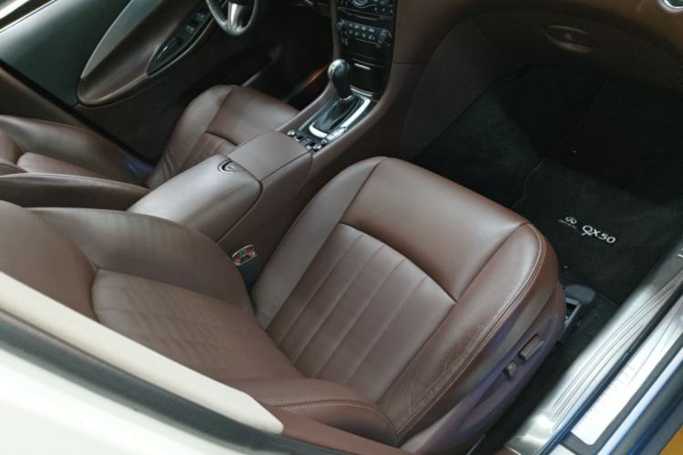 Used Infiniti QX50 2015 2.5L Enjoyment Edition Right Front Seat