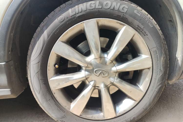 Used Infiniti QX50 2015 2.5L Enjoyment Edition Right Front Wheel Hub
