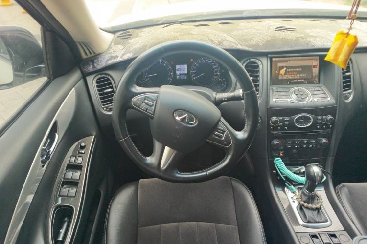 Used Infiniti QX50 2015 2.5L Comfort Edition Steering Wheel
