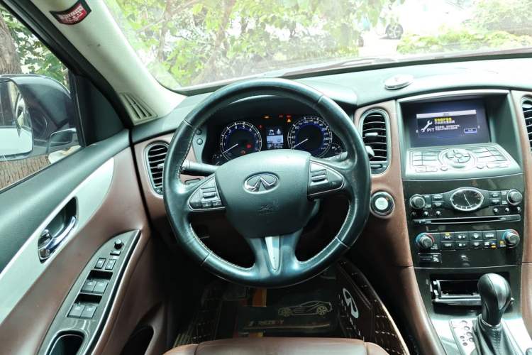 Used Infiniti QX50 2015 2.5L Enjoyment Edition Steering Wheel