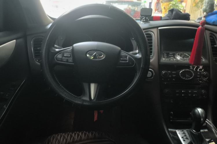 Used Infiniti QX50 2015 2.5L Enjoyment Edition Steering Wheel