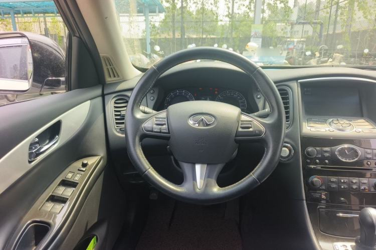 Used Infiniti QX50 2015 2.5L Comfort Edition Steering Wheel