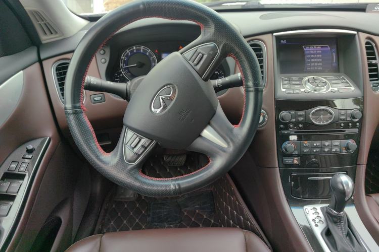Used Infiniti QX50 2015 2.5L Enjoyment Edition Steering Wheel
