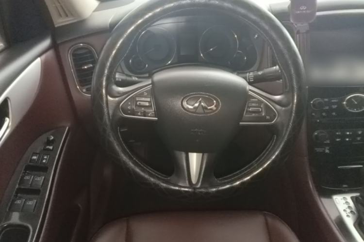 Used Infiniti QX50 2015 2.5L Enjoyment Edition Steering Wheel
