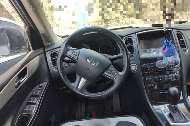 Used Infiniti QX50 2015 2.5L Enjoyment Edition Steering Wheel
