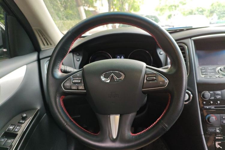 Used Infiniti QX50 2015 2.5L Enjoyment Edition Steering Wheel
