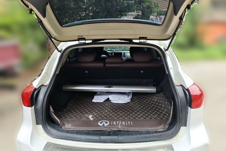 Used Infiniti QX50 2015 2.5L Enjoyment Edition Trunk