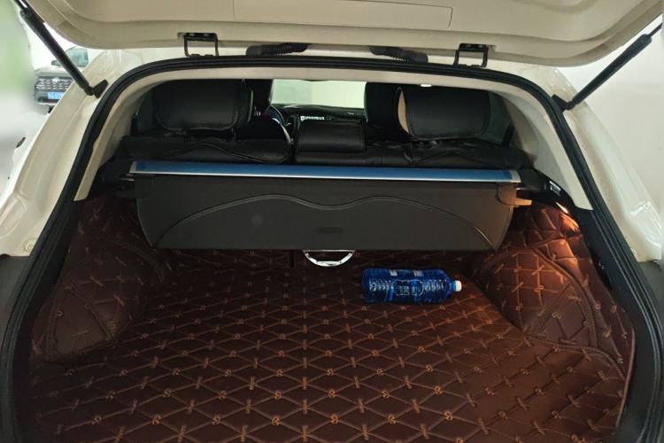 Used Infiniti QX50 2015 2.5L Comfort Edition Trunk