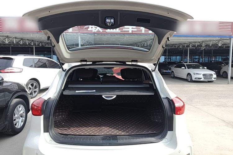 Used Infiniti QX50 2015 2.5L Enjoyment Edition Trunk