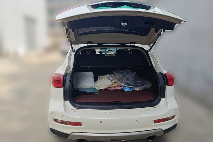 Used Infiniti QX50 2015 2.5L Enjoyment Edition Trunk