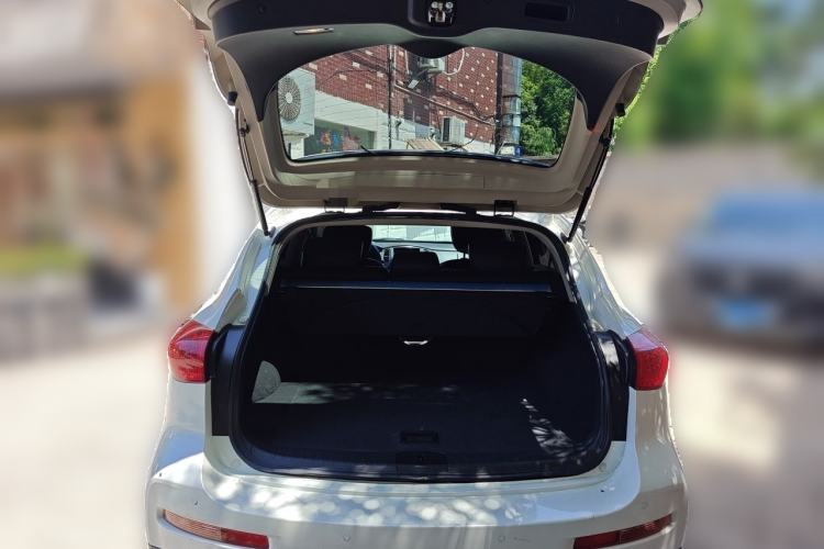 Used Infiniti QX50 2015 2.5L Comfort Edition Trunk