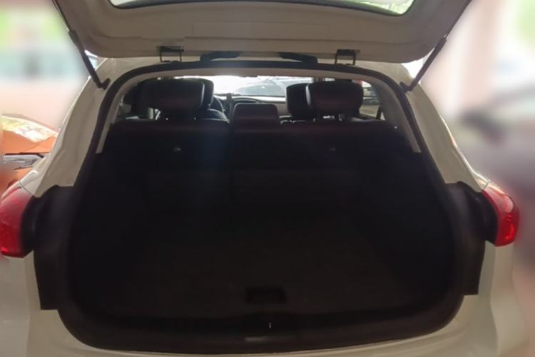 Used Infiniti QX50 2015 2.5L Enjoyment Edition Trunk