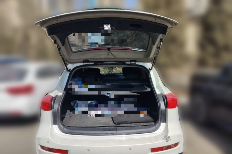 Used Infiniti QX50 2015 2.5L Enjoyment Edition Trunk