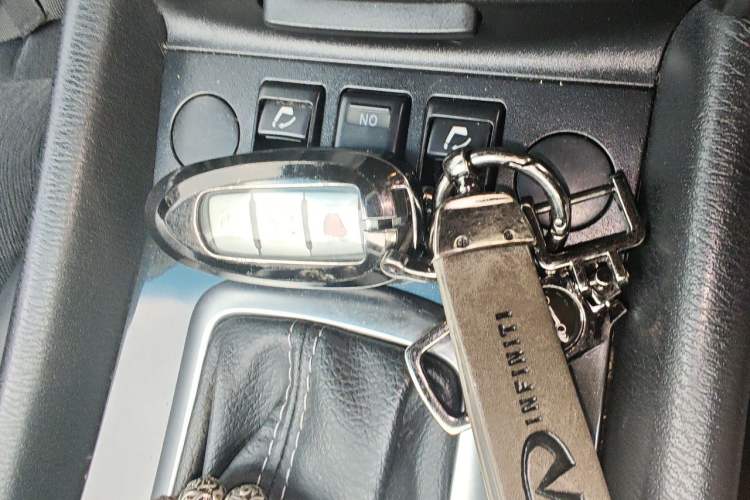 Used Infiniti QX50 2015 2.5L Comfort Edition Vehicle Key