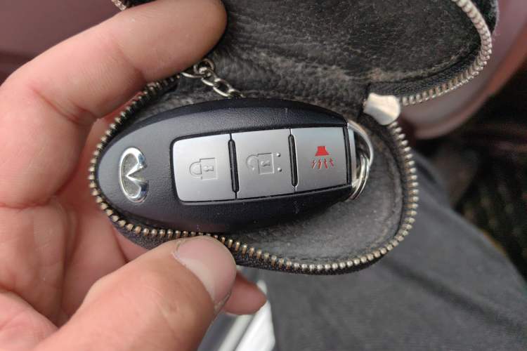 Used Infiniti QX50 2015 2.5L Enjoyment Edition Vehicle Key