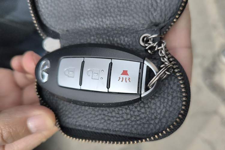 Used Infiniti QX50 2015 2.5L Enjoyment Edition Vehicle Key