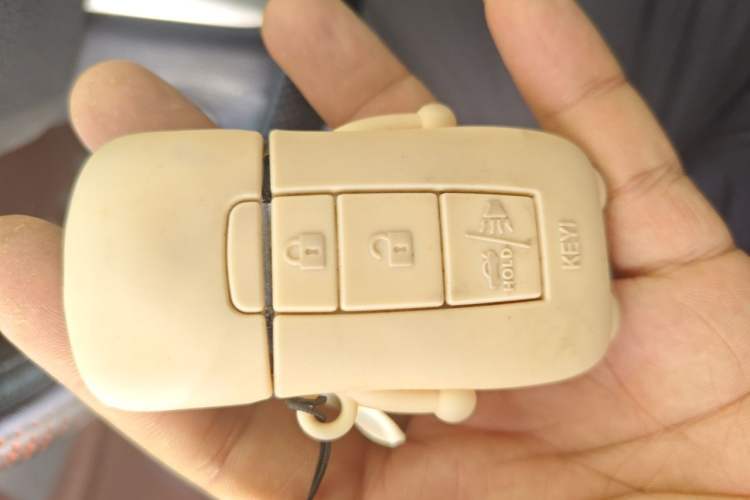Used Infiniti QX50 2015 2.5L Enjoyment Edition Vehicle Key