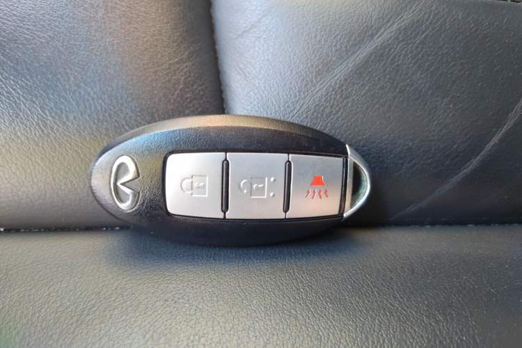 Used Infiniti QX50 2015 2.5L Enjoyment Edition Vehicle Key