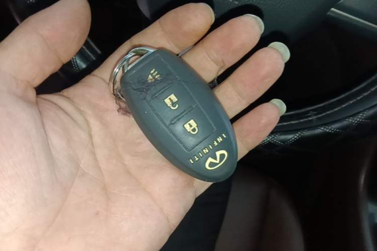 Used Infiniti QX50 2015 2.5L Enjoyment Edition Vehicle Key