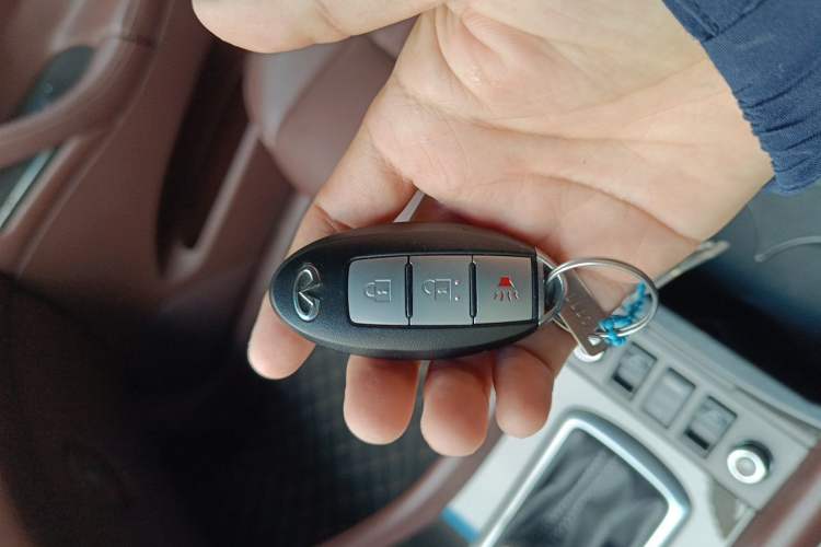 Used Infiniti QX50 2015 2.5L Luxury Edition Vehicle Key