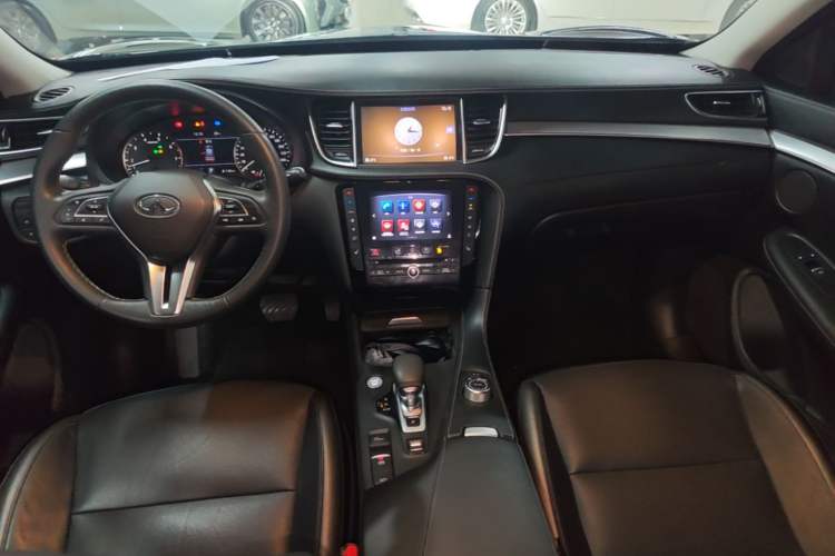 Used Infiniti QX50 2018 2.0T Two-Wheel Drive Fashion Edition Center Console